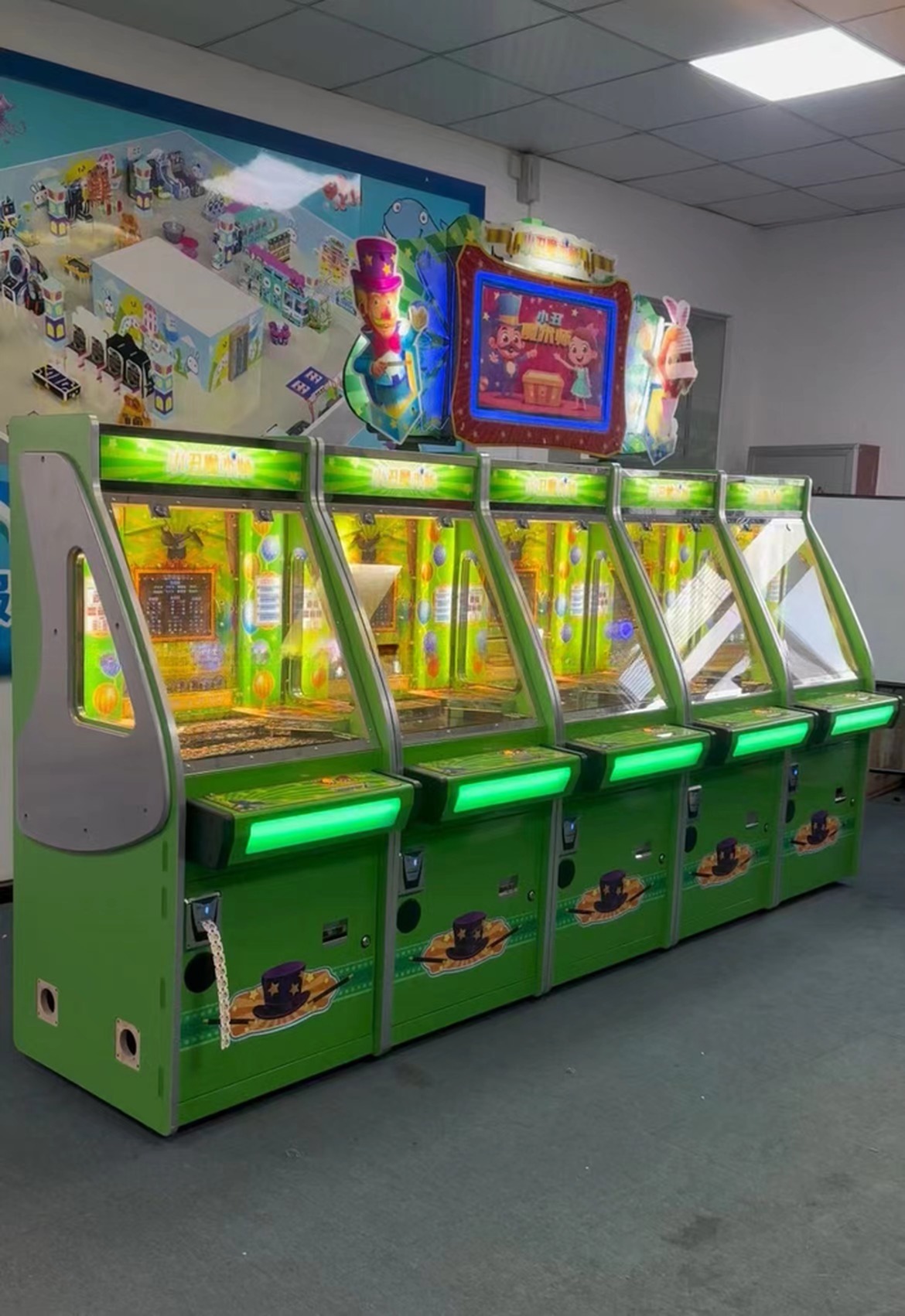 Super Circus Magician Lottery Game Machine Amusement Gaming Machines Customized