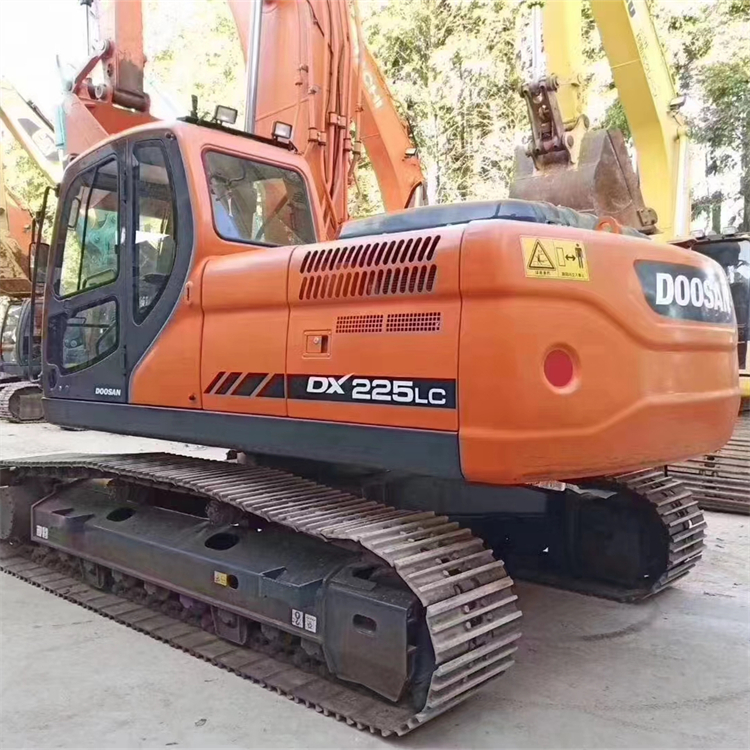 115KW Low Working Hours Guaranteed 2020 Used Doosan DX225 DX225LC Crawler Excavator