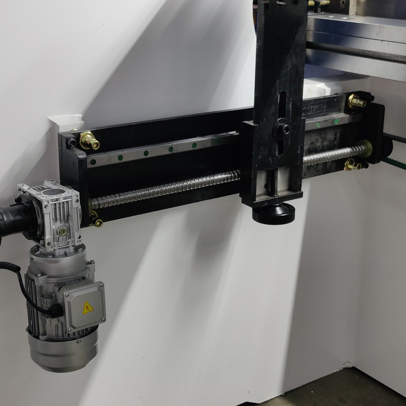Highly Efficient WC67Y-400T4000 NC Controller Hydraulic Press Brake 26KW