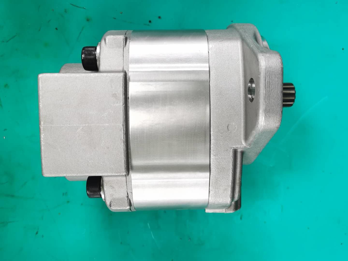 705-11-34100 SAL50 Komatsu hydraulic aluminum Gear Pump Wheel Loaders 530 530B WEIGHT:6.981kgs