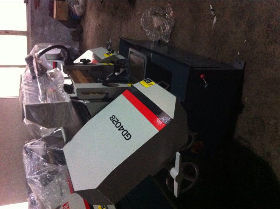 Widely Used GD4028 metal cutting band saw price from china manufacturers