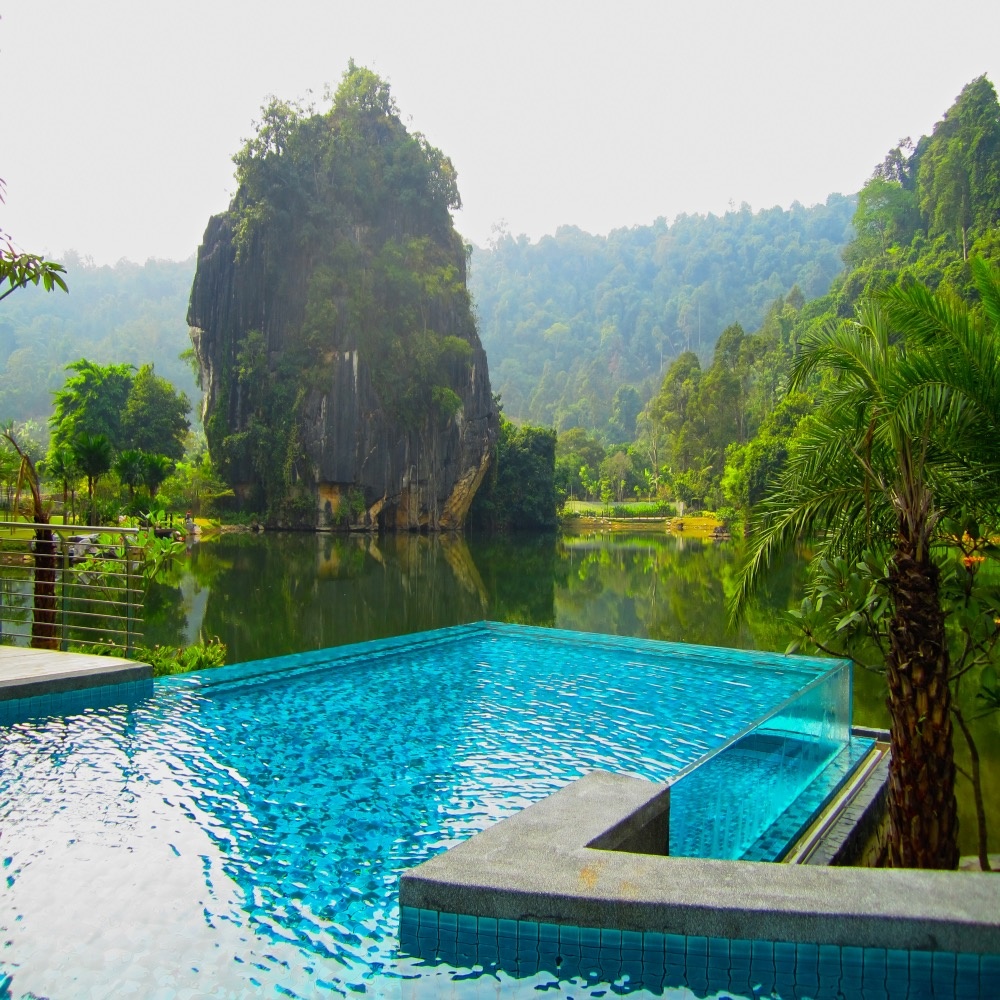 Building Material Clear Plastic Plexiglass Pool for Outdoor Swimming