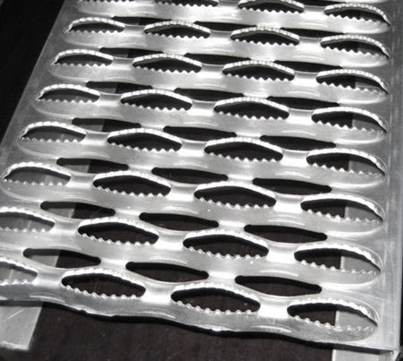 2.5mm Thickness Industrial Steel Grating 5800mm Length