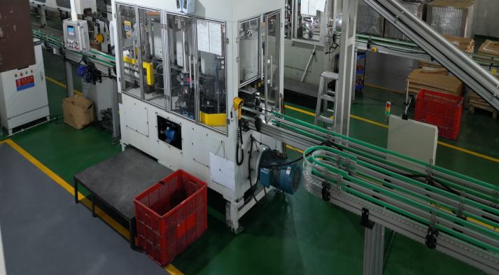 3-5 Stations Aerosol Can Making Machine 350-450 CPM With Automatic Capping System
