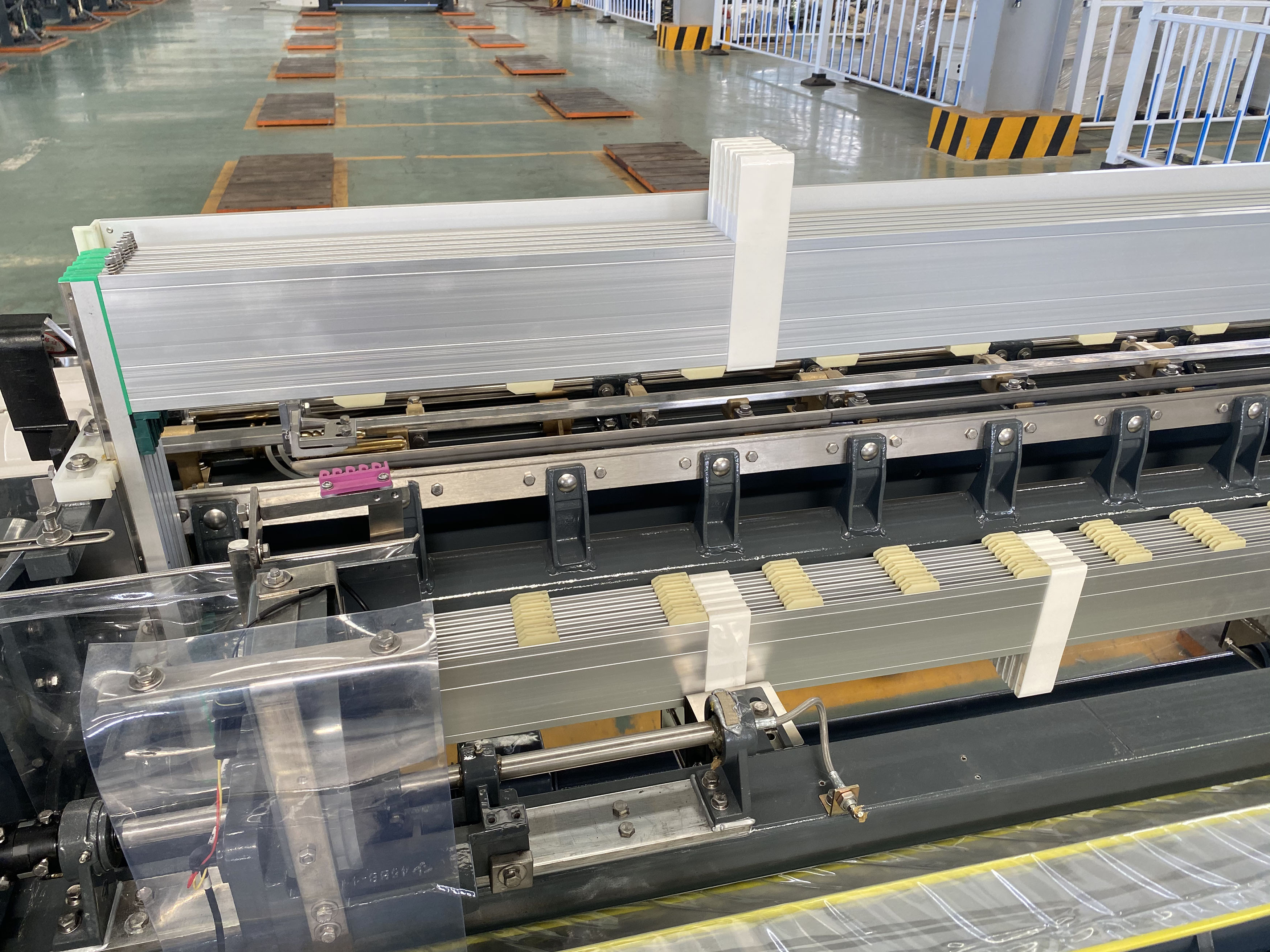 Single Nozzle Shuttleless Power Loom Water Jet Loom Fabric Weaving Machine