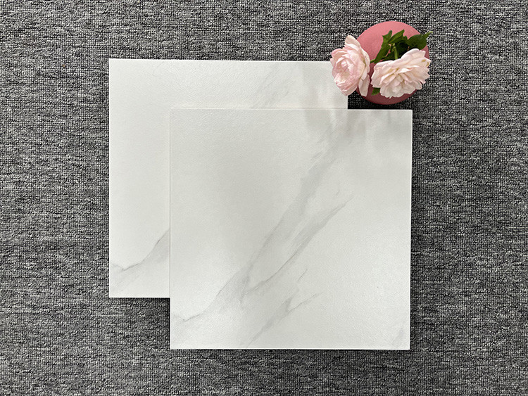 300x300mm Bathroom Porcelain Floor Tiles , Carrara Matte White Wall Tiles