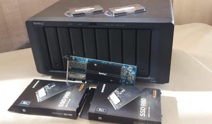Brand New DS1821+ USB Interface Cloud Server File Storage Data Backup Networking Storage NAS in Stock
