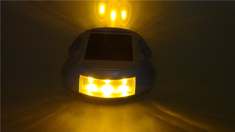 High brightness aluminum led cat eye solar road stud
