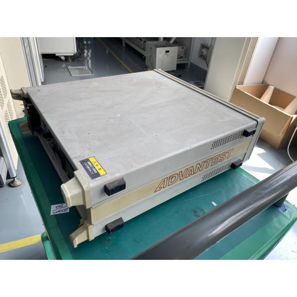 ADVANTEST R6161 DC Voltage/Current Source With High Precision