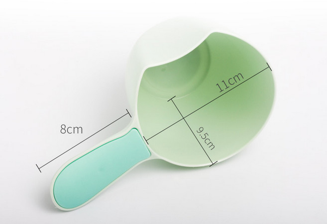 Plastic Spoon Baby Shower Bath Water Bailer Children Shampoo Tools Scoop