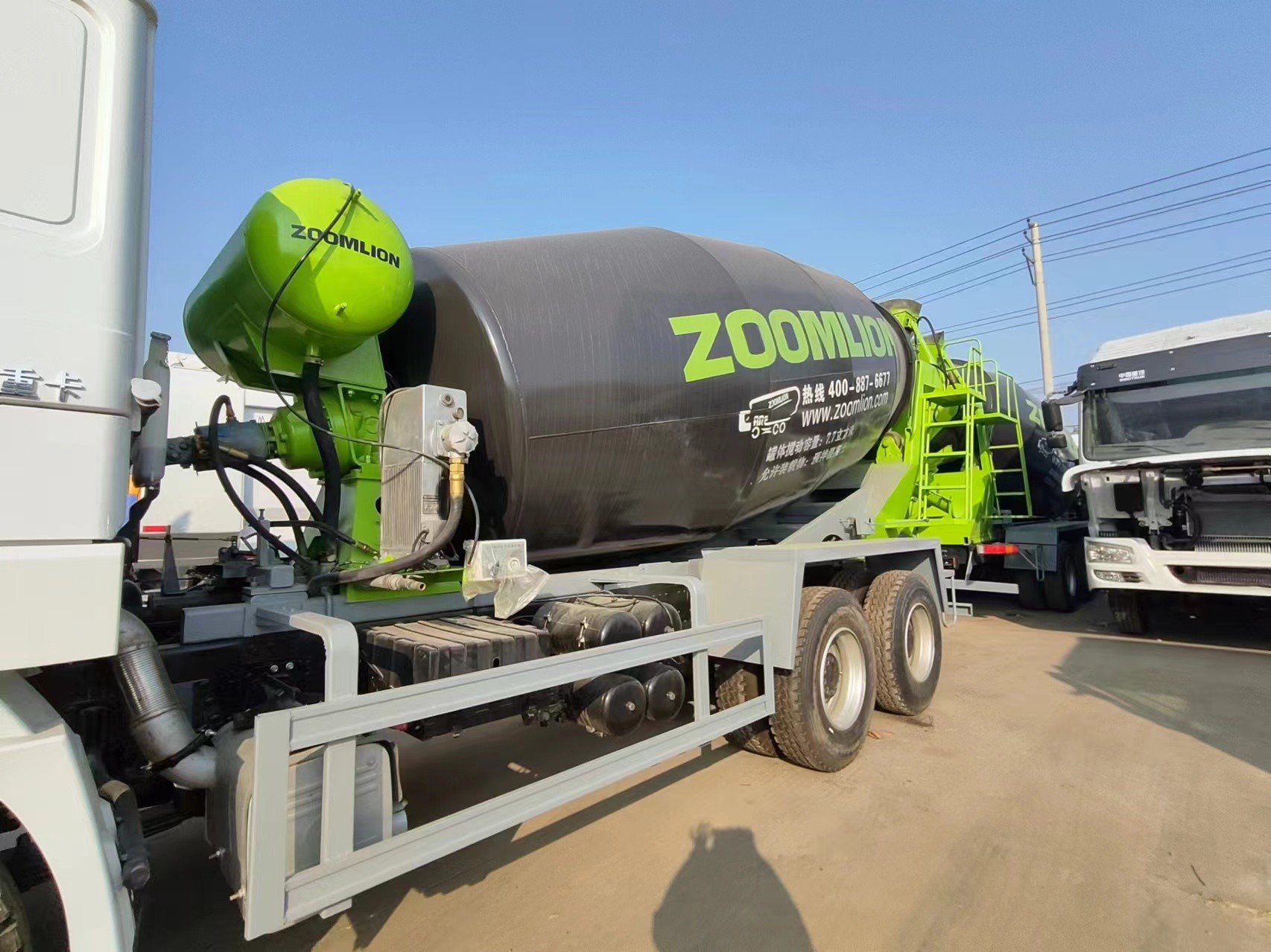 HOWO 371 Used Concrete Trucks 8x4 Cement Mixer