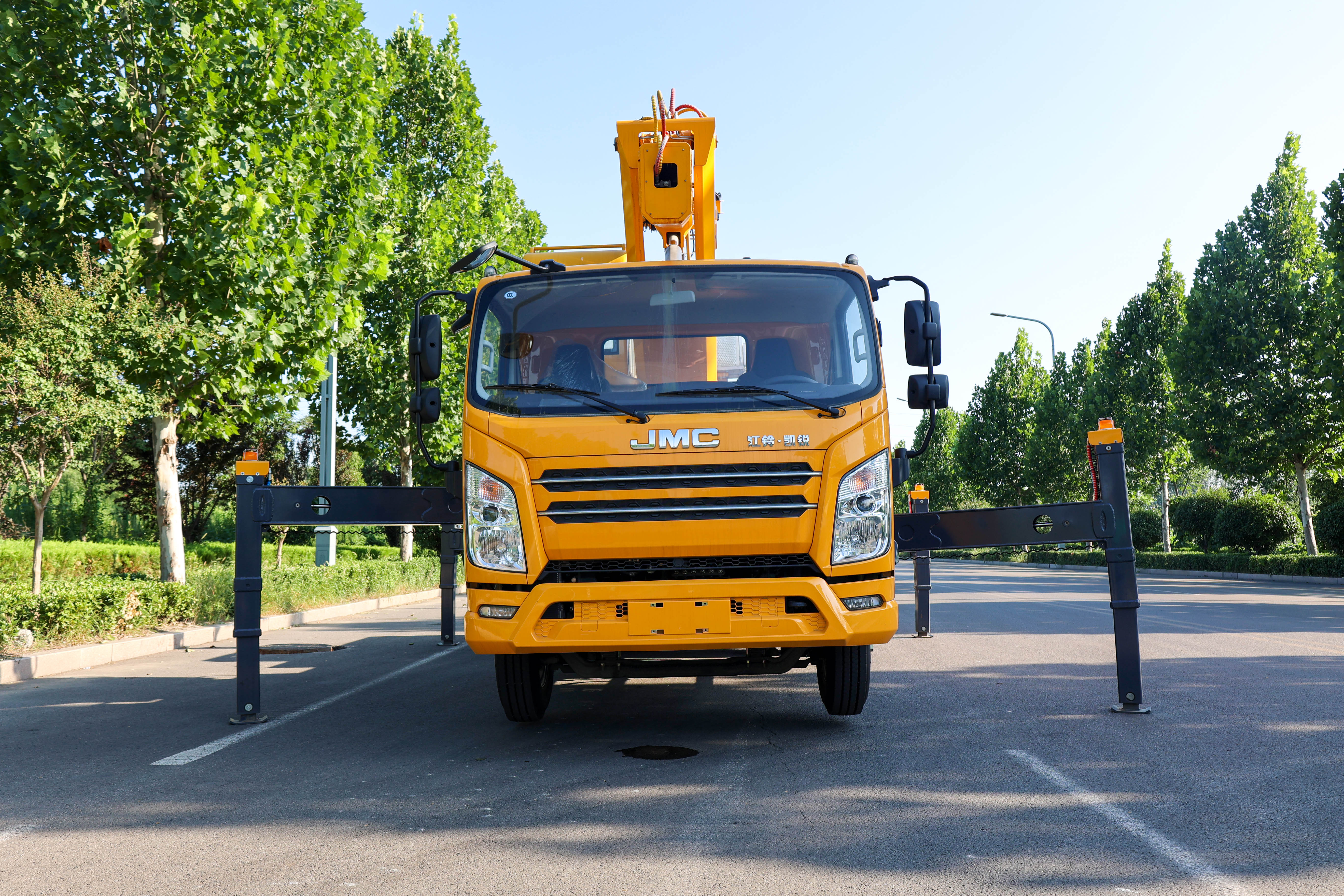 28m Customized Telescopic Boom Truck High-altitude Operation Truck Aerial Working Platform Bucket Truck
