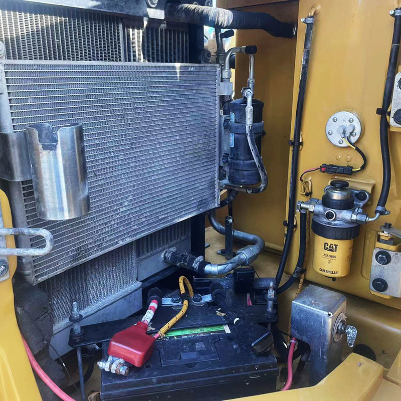 Used Caterpillar 308E Excavator Powerful CATC3.3 DI Engine 50kw Rated Power High Efficiency