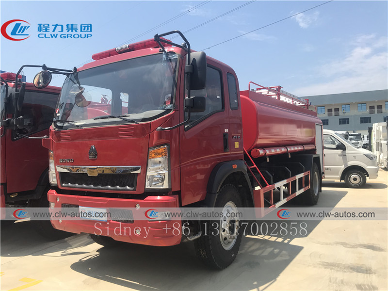 Sinotruk Howo 4x2 4CBM Water Tank Fire Fighting Truck