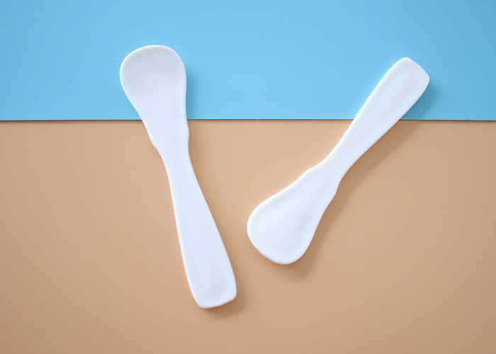 Plastic 75.9mm Massage Spatula Makeup Spoons