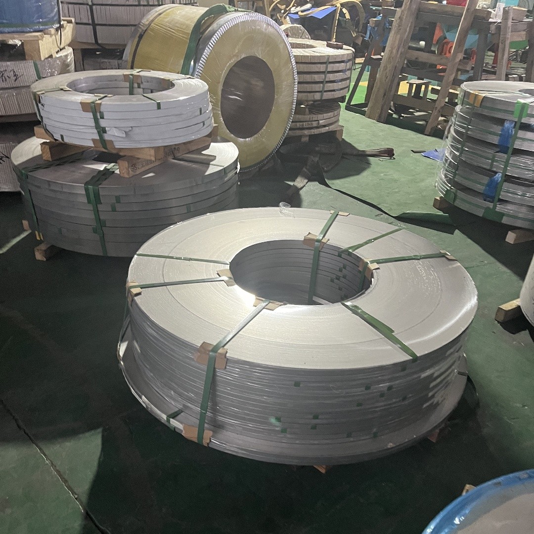 S31803 S32205 2205 Duplex Steel Strip Coil 0.3-3mm Duplex 2205 Stainless Steel Strip