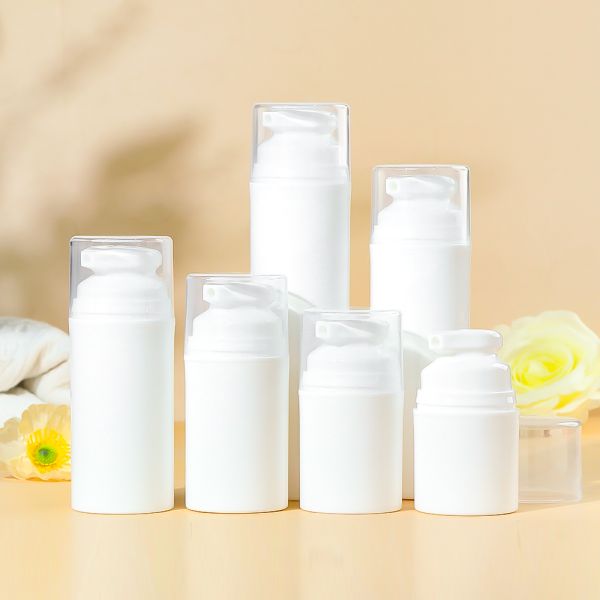 Frosted Semi-Transparent Vacuum Foam Bottle with Hygienic Vacuum Pump and Customizable Options for Cosmetic Packaging