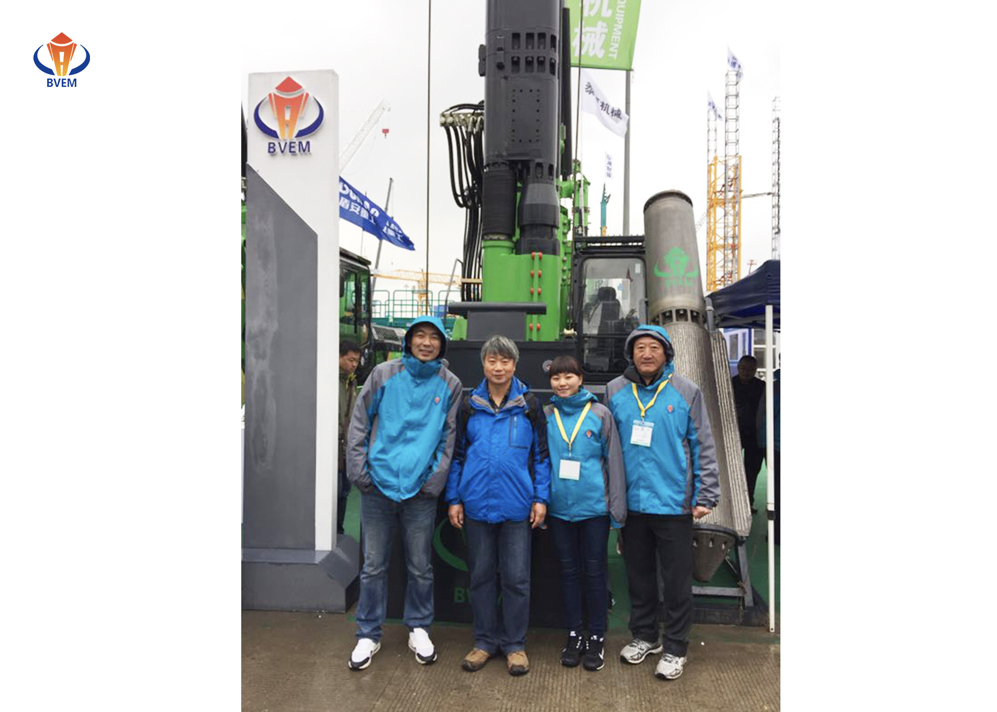 High Power Bottom Feed Vibroflot Advanced Piling Equipment 50 Hz