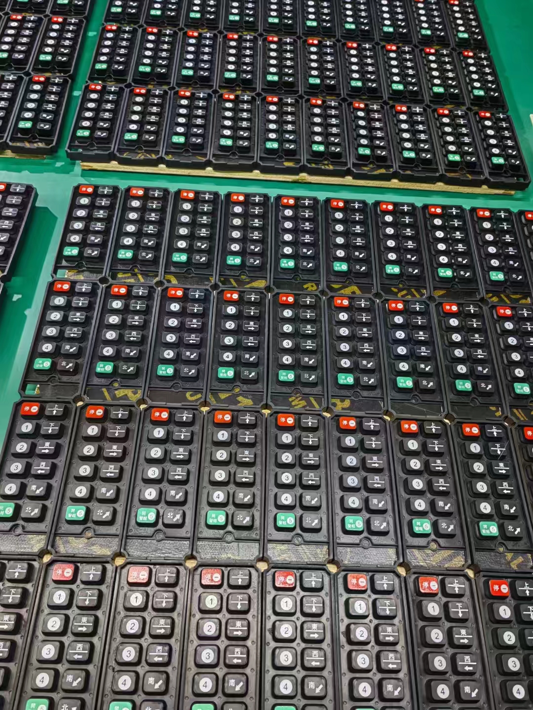 Custom Made Silicone Rubber Keypad for Remote 32 Years Experience Customized Logo Availabled