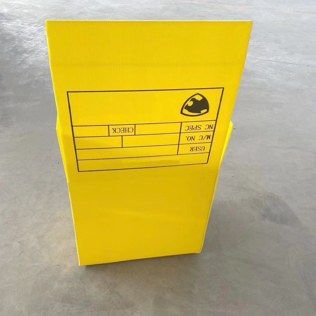 Green Yellow PP Plastic Corrugated Box Waterproof Anti Pressure Plastic Storage Box
