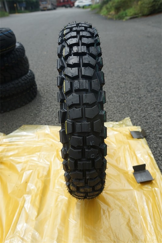 DOT ISO9001 E-Mark Off Road Motorcycle Tyres 130/70-17 110/80-17 J694 17Inch Lightweight Tire Casing