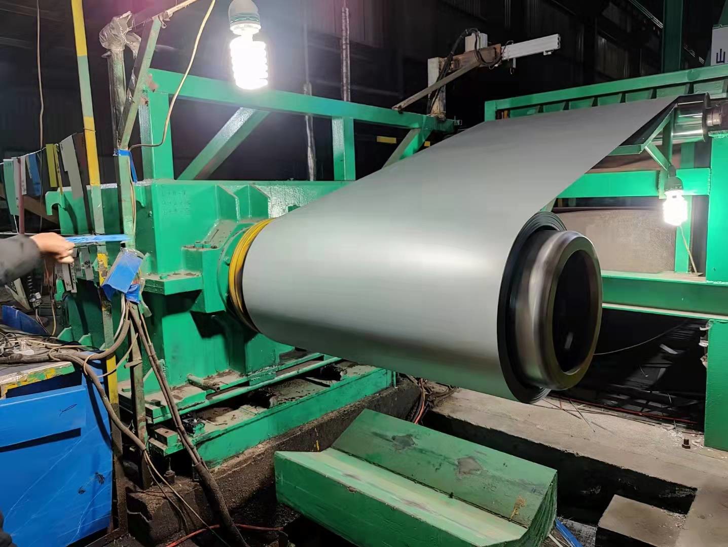 Hot Dip Galvanized Steel Coil Gi Q345 Galvanized Steel Coil SGCC Iron