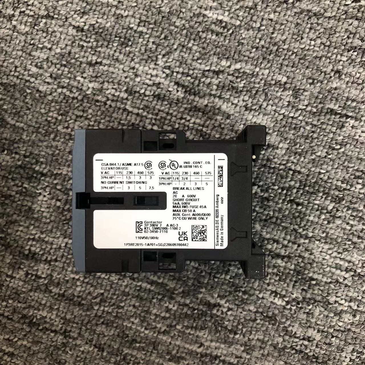 Screw Terminals Siemens AC Contactor 3RT2015 - 1AF01