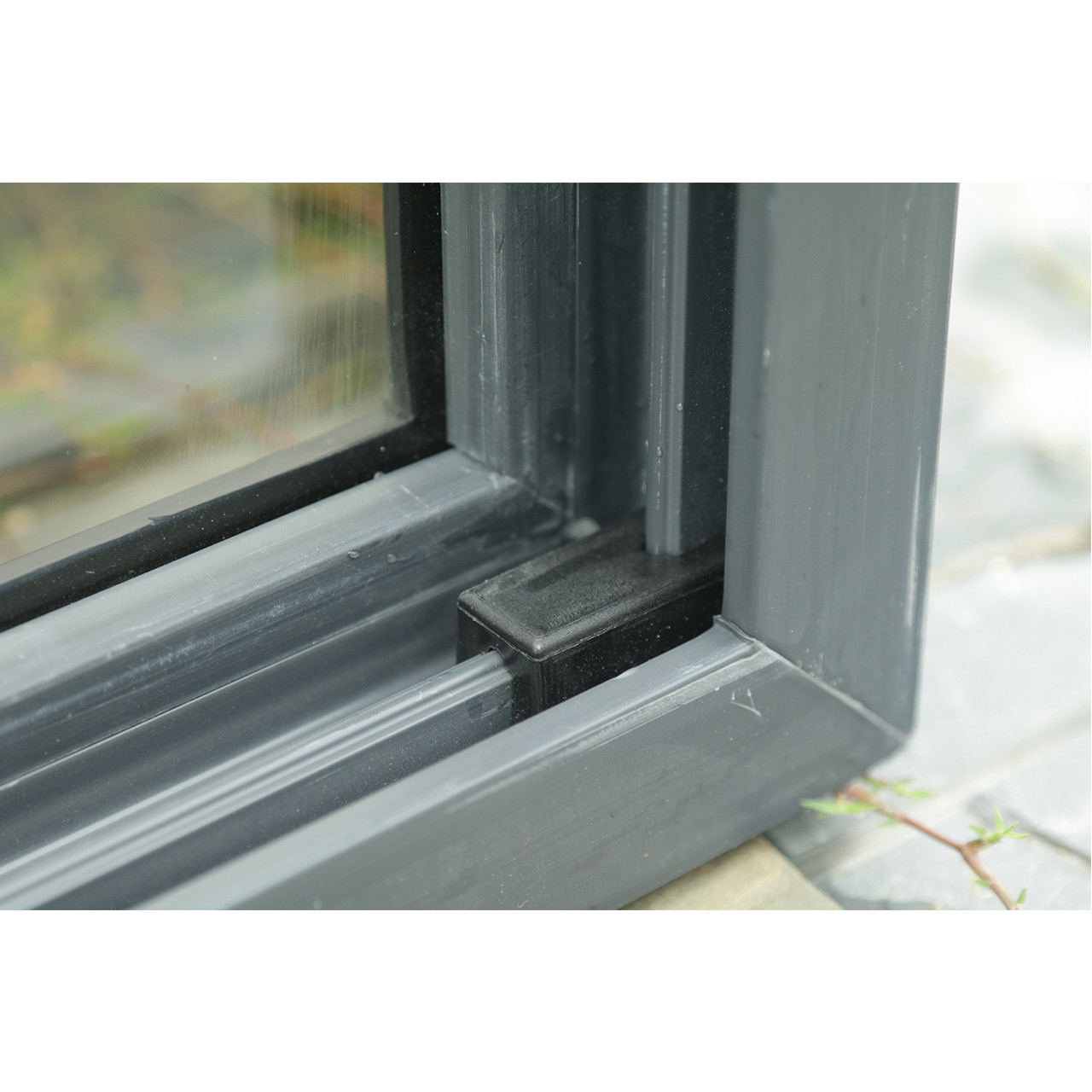 Manufacturer UPVC PVC Window Sliding Plastic Design Resistant
