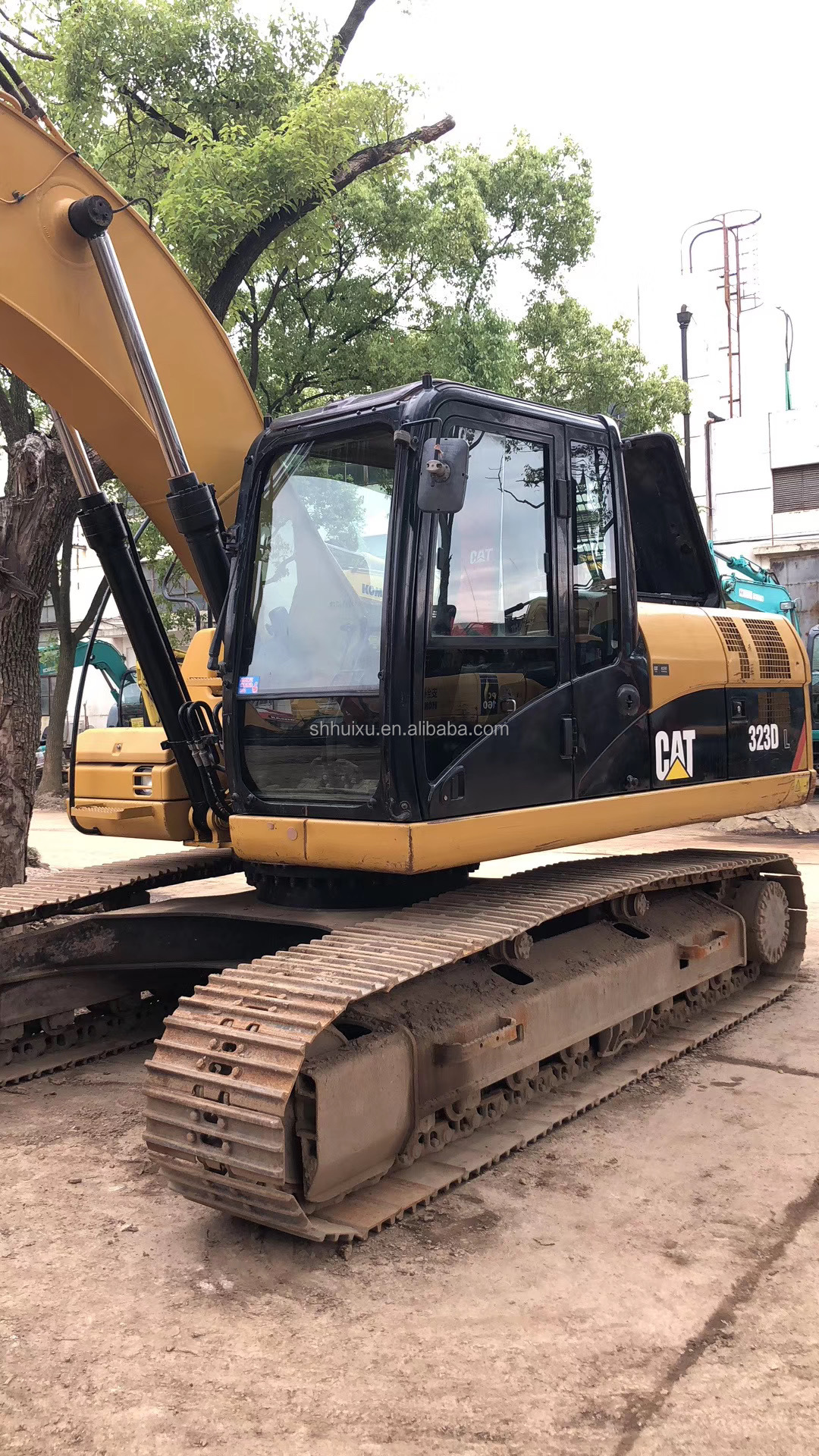 Bestselling CAT323DL Hydraulic Crawler excavator Second hand Nice quality/Used digging machine CAT320D hot sale