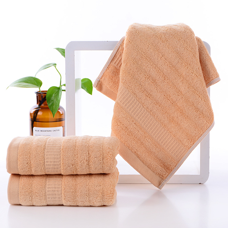 Woven Bamboo Fiber Super Clean Face Towel Bath Towel with Animal Print Pattern 2024