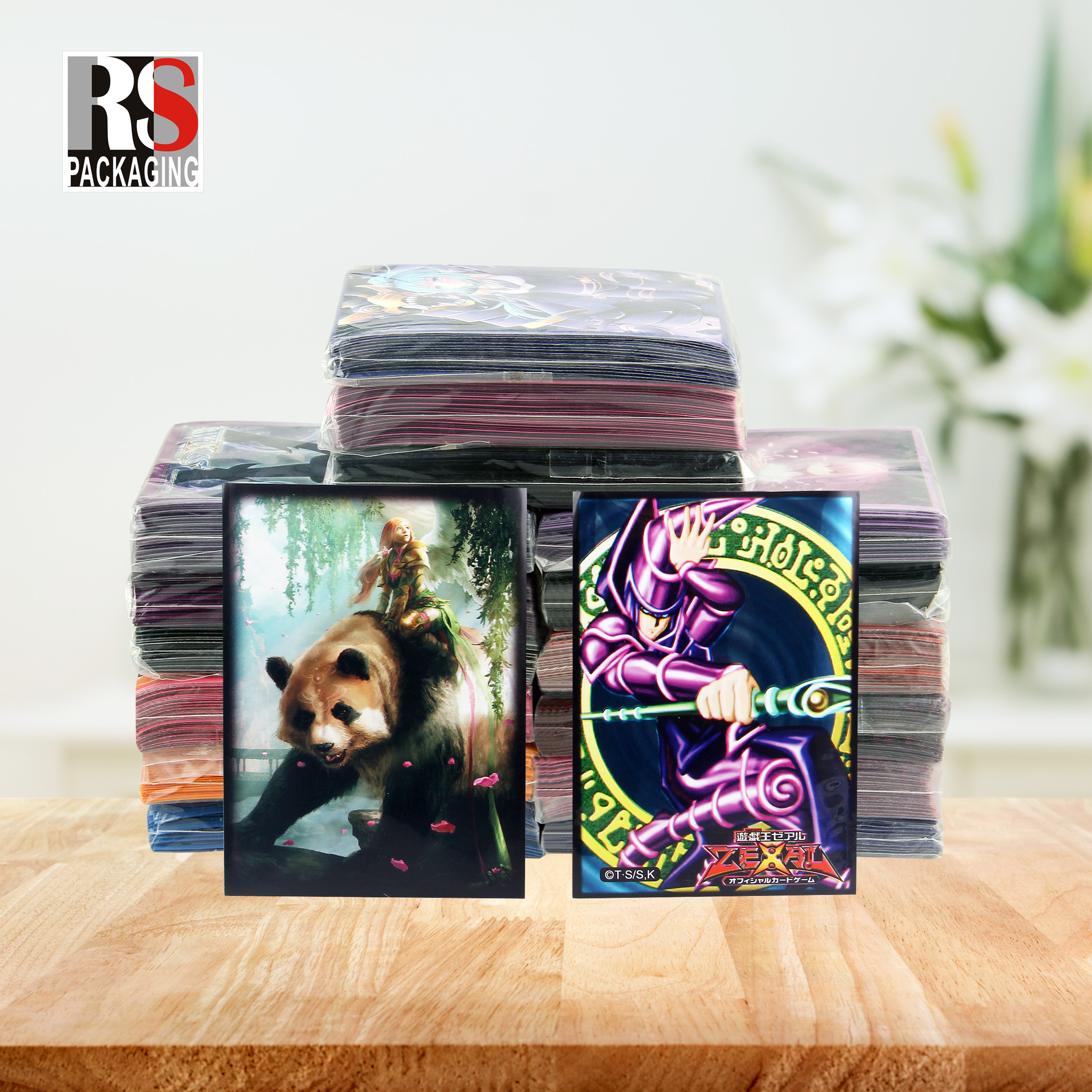 Hot Stamping Gaming Card Sleeves Protection PP Custom Card Protector Sleeves