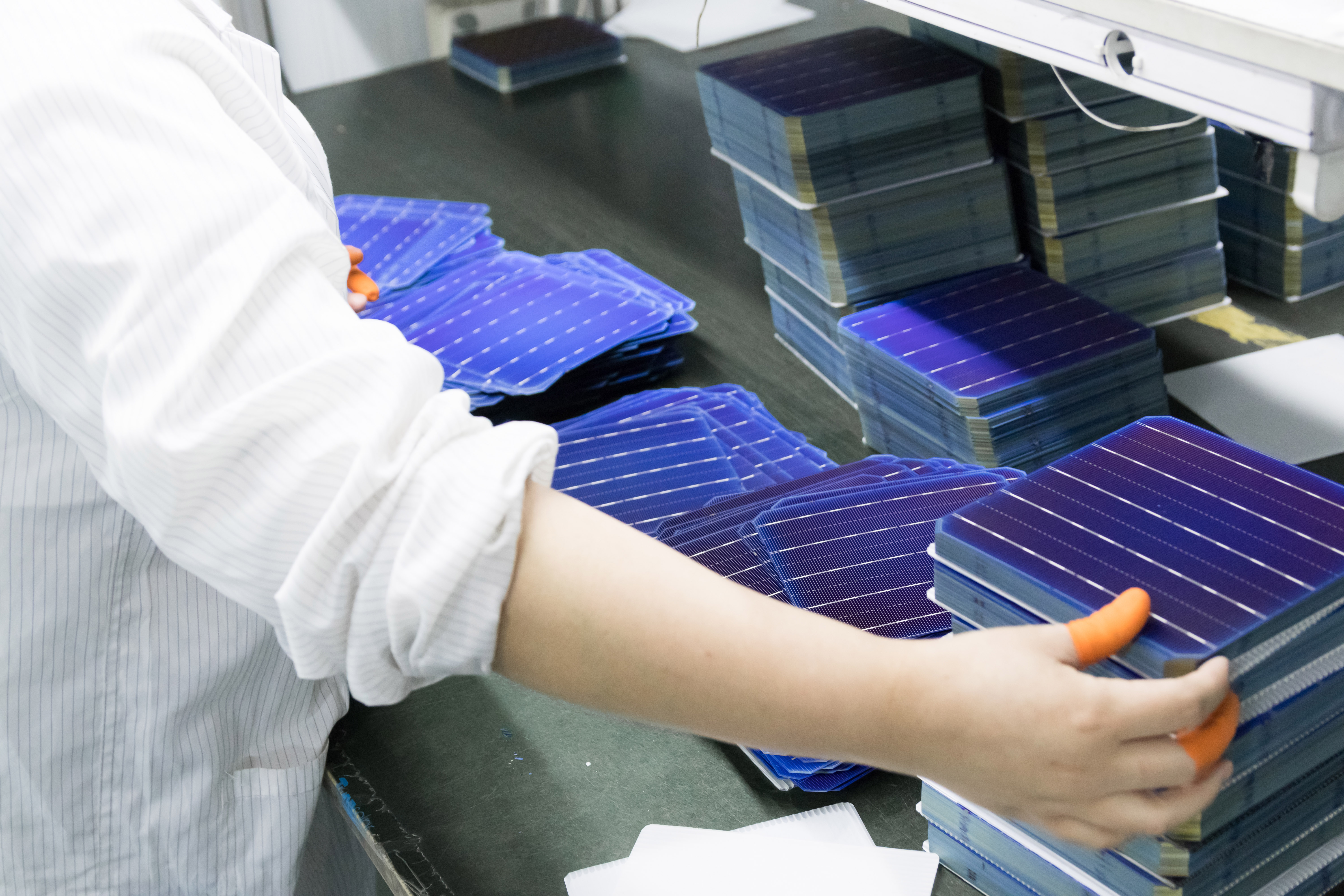 INMETRO Certified 500w Hybrid Solar Panel for Off Grid Solar System by Amosolar Chinese