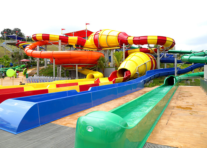 High Speed Combination Custom Water Slides Water Play Equipment For Amusement Park