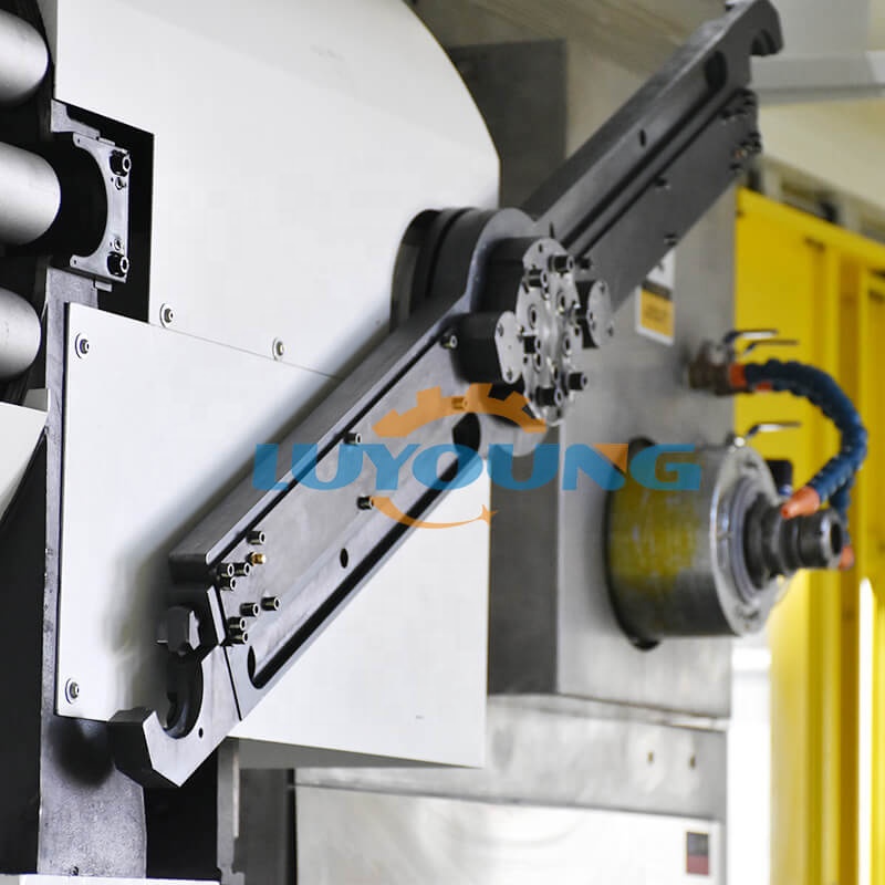 Min. Time of Tool Change s 2 HMC1075 CNC Machining Center for Quick and Easy Production