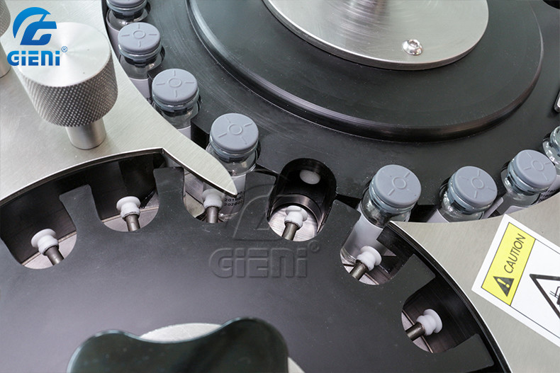 600kgs 4.1Kw Rotary Table Automatic Round Bottle Labeling Machine For Ampoules Vials