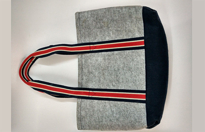 Non Woven Material Canvas Grocery Bags Small Front Pocket 35 * 25 * 5CM
