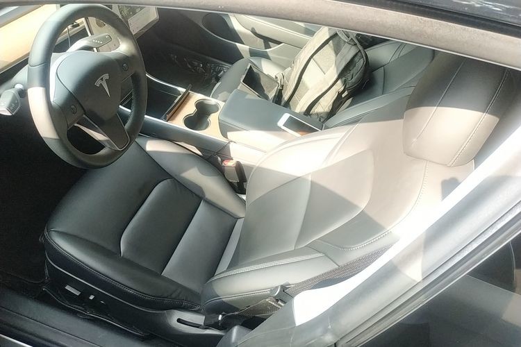 Chinese New Energy Vehicle High Speed 4 Wheel Electric Car New Car