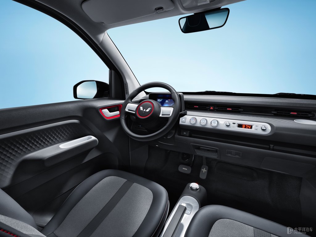 high speed electric car prices Hongguang MINIEV 2022 GAMEBOY 300km Play Coffee Lithium Iron Phosphate high speed electric cars