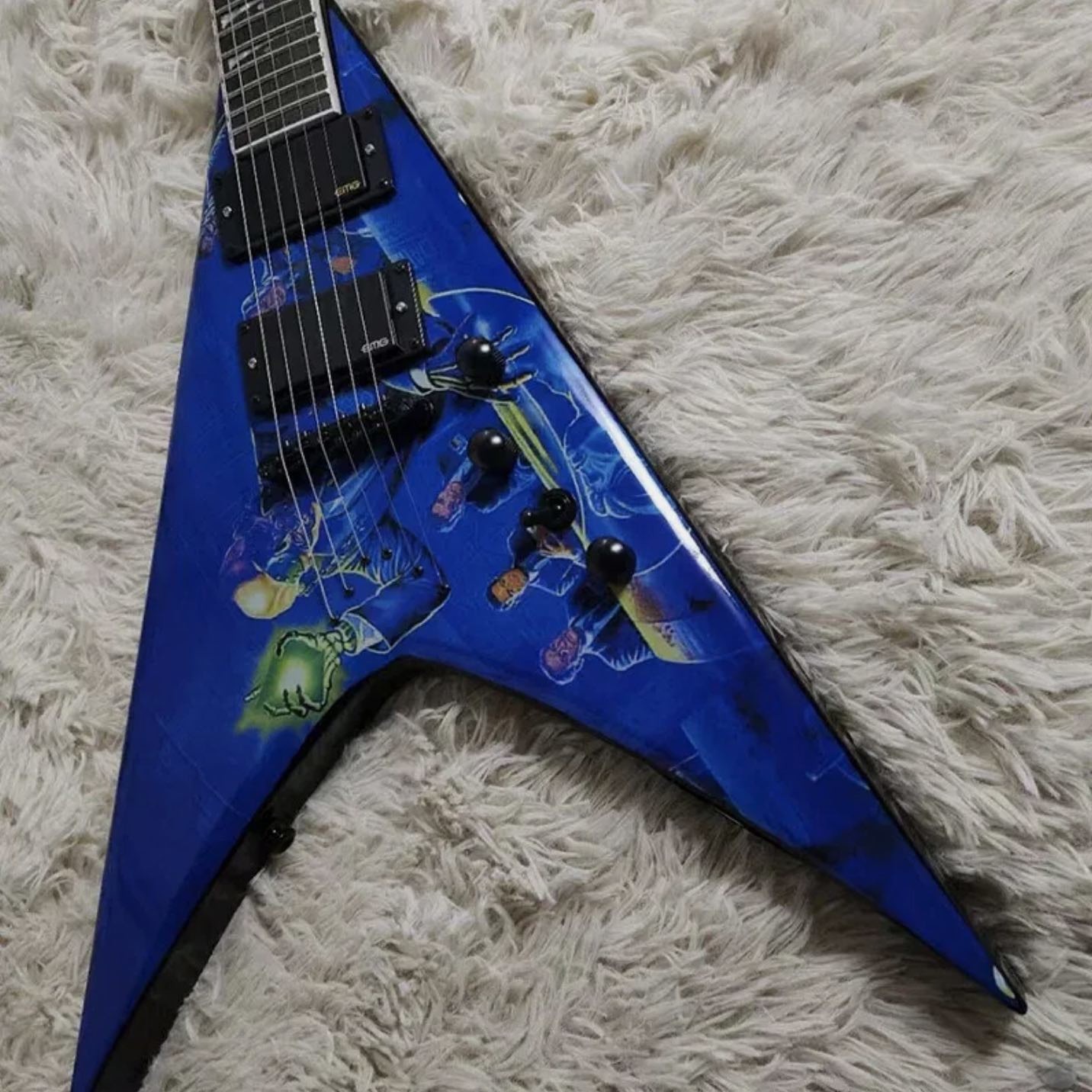 Factory Customized Special Body Blue Flying V Electric Guitar Black Hardware with A Top Quality