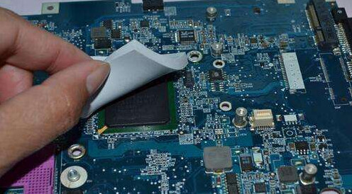 10.0mm Thick Silicon Heat Conductive Material 400 centigrade 0.8W/mk