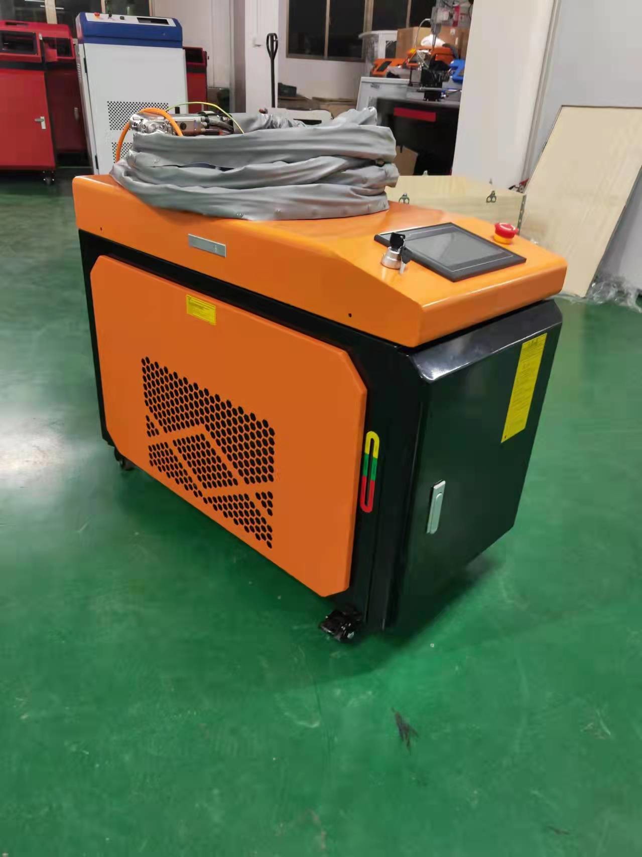MINI 1500W 2000W 3000W Handheld Laser Welder Portable Fiber Laser Welding Machine