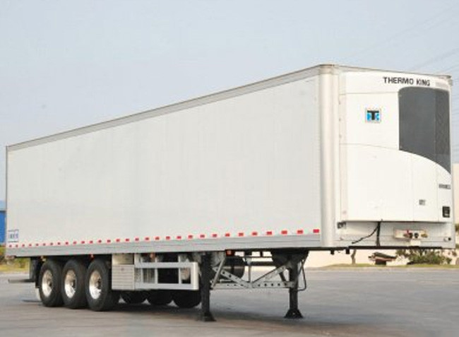Dependable And Long Lasting 84㎡ Semi Truck Refrigerated Trailer For Catering Businesses