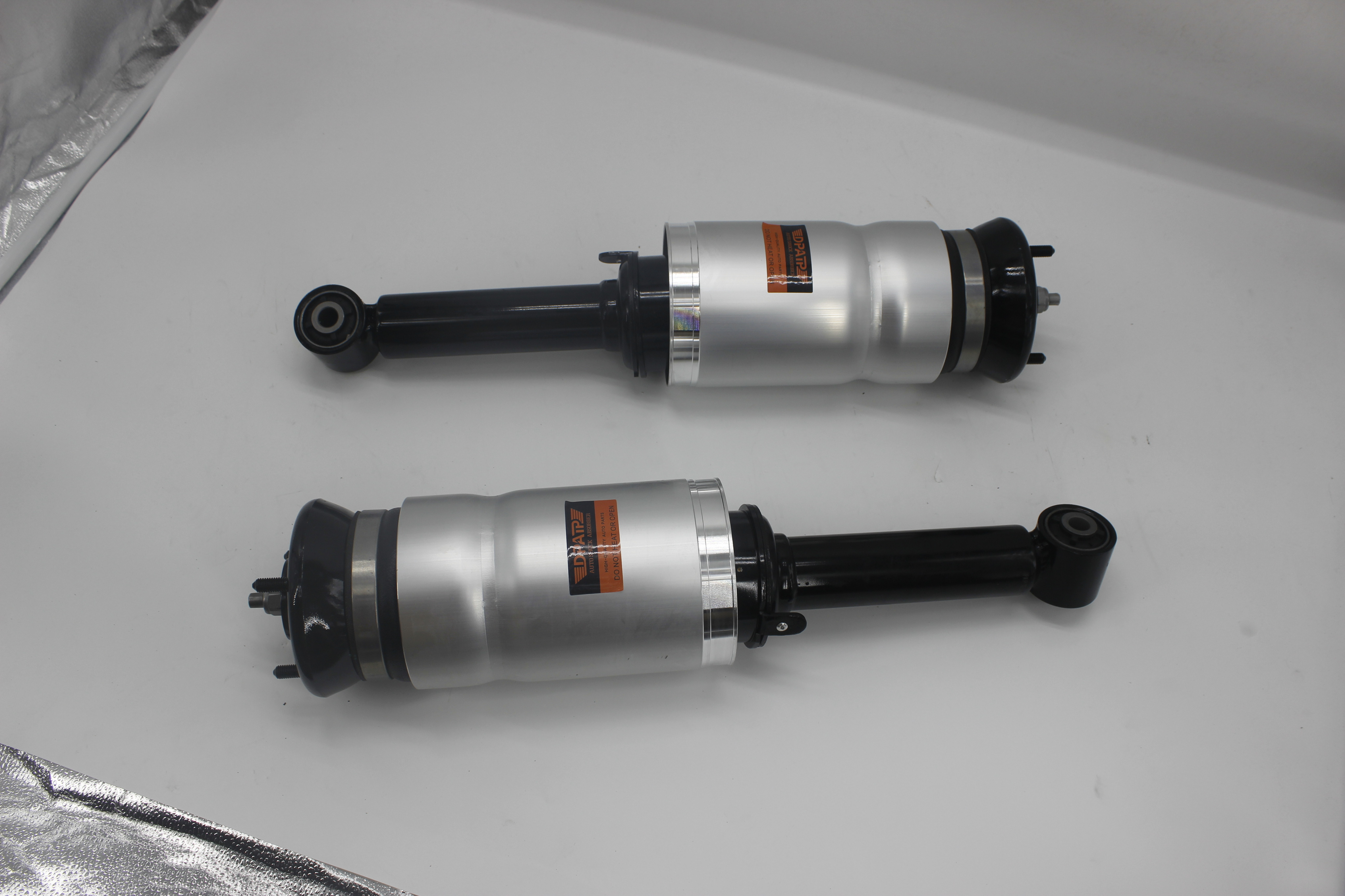 45-218644 Left Front Air Suspension Strut Air Shock Absorbers for RANGE ROVER SPORT L320