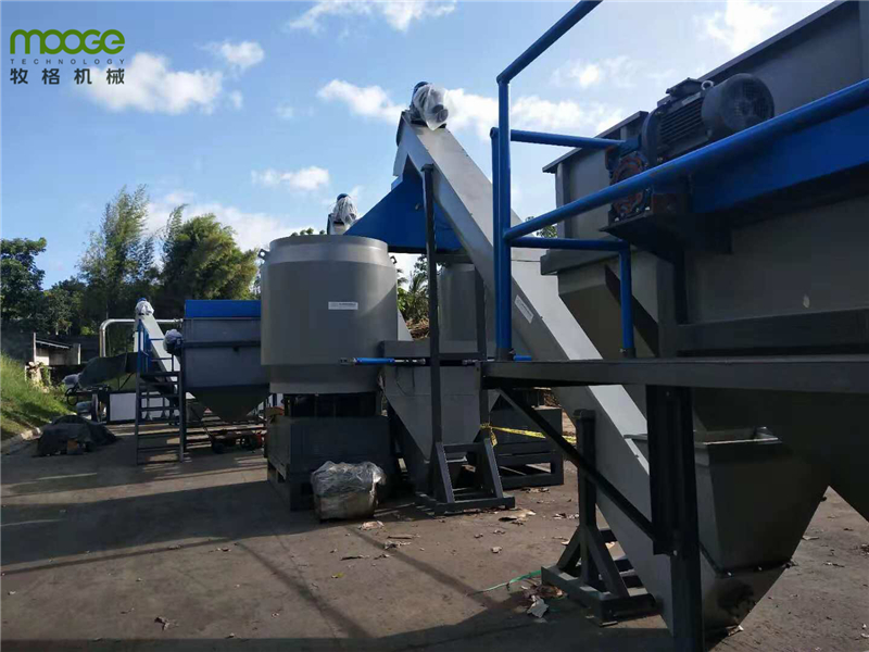 Semi Automatic Plastic Film Recycling Machine Mulching HDPE Waste