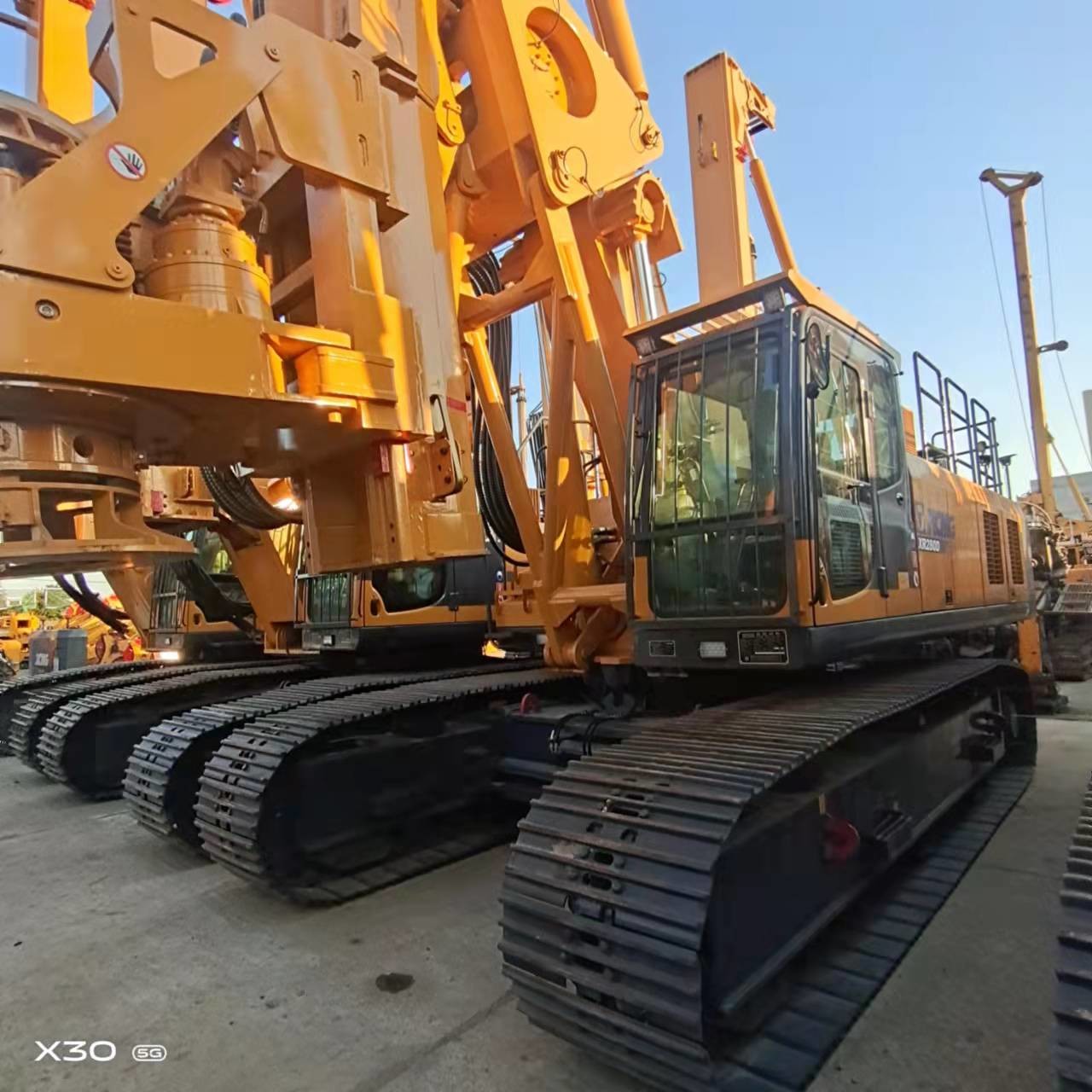 XR150--XR220 XR360 XR280 Pilling Rig Mining EQUIPMENT Max. Drilling Diameter 50 Meter