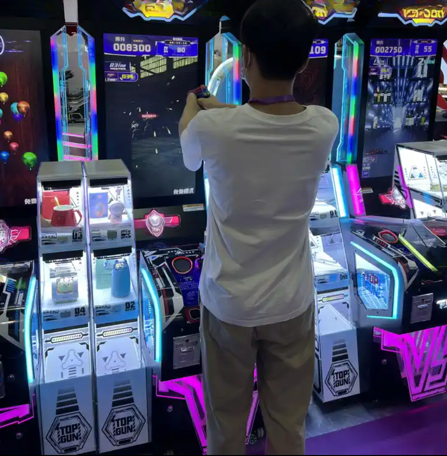 2 Players Interactive Shooting Game Machine With New Color Luminous