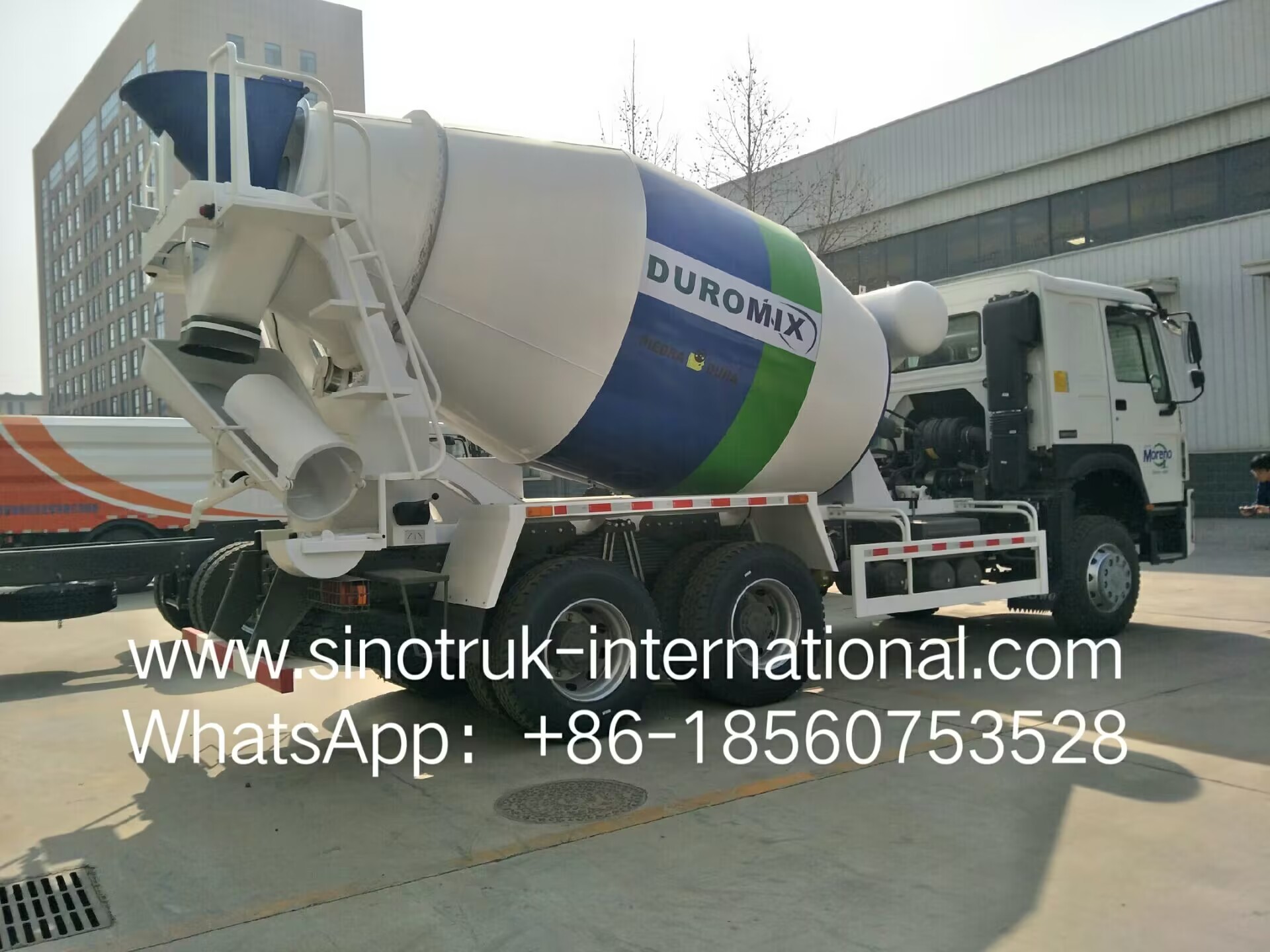 HOWO SINOTRUK Concrete Mixer Truck 371HP White Euro II ZZ1257N3841W