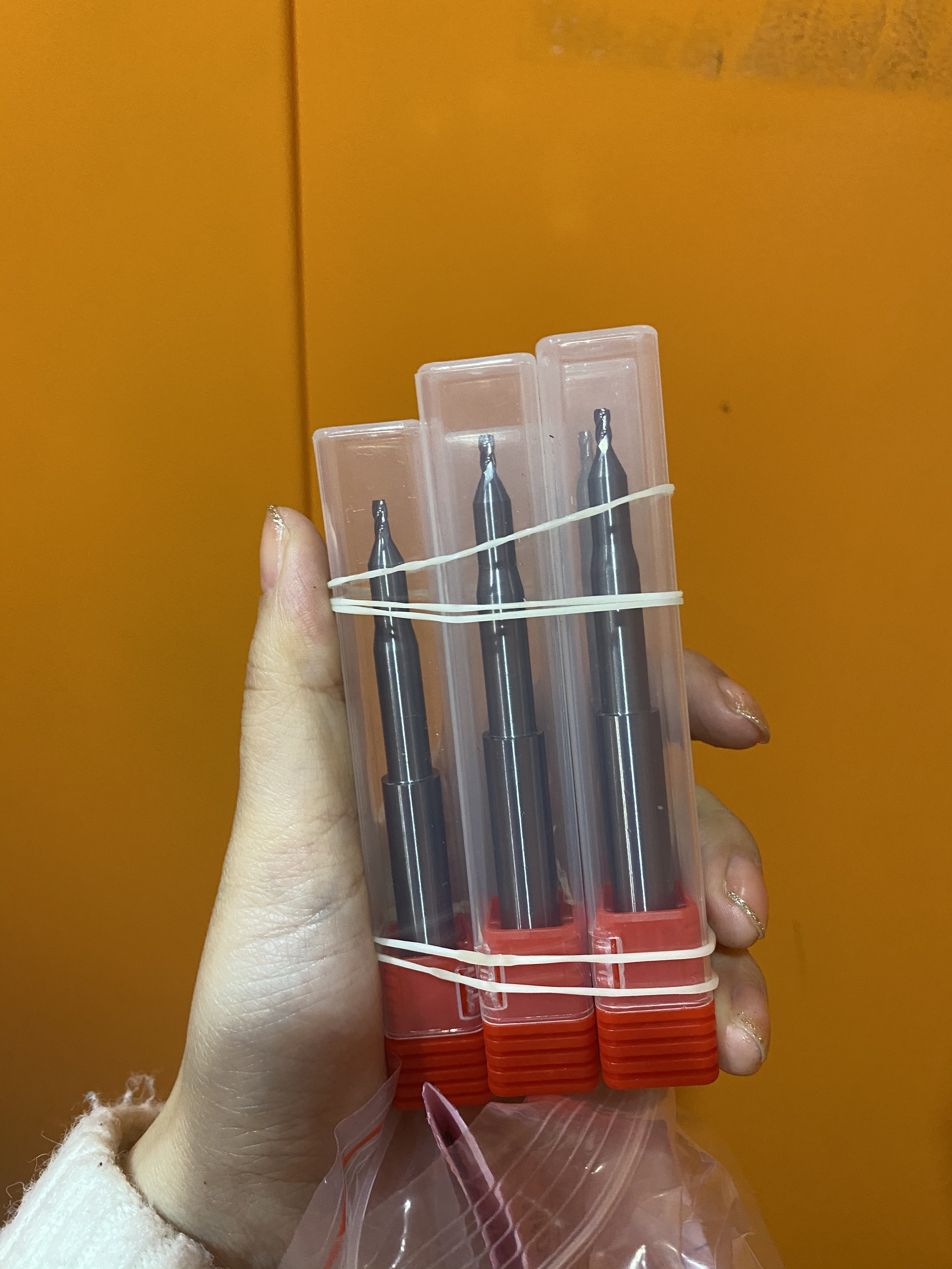 CUSTOM TOOLS 