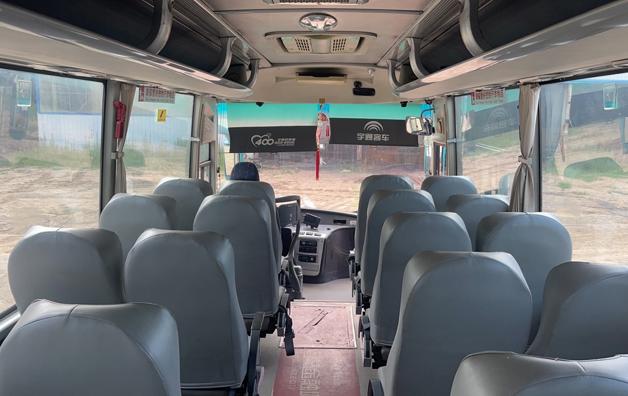 45-65 Seats Second Hand Coach Bus with 4-6L Engine Capacity and Diesel Fuel Type