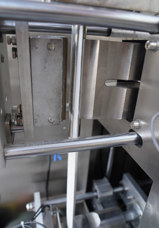 VFFS Ultrasonic Sealing Packaging Machine For Zihi Pot Fever Package Powder Sachet Bag